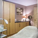 Whitford House 4*