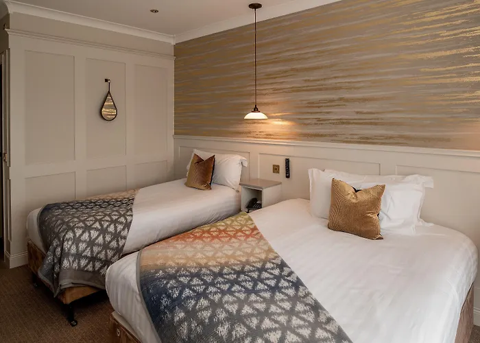 Hotel Whitford House